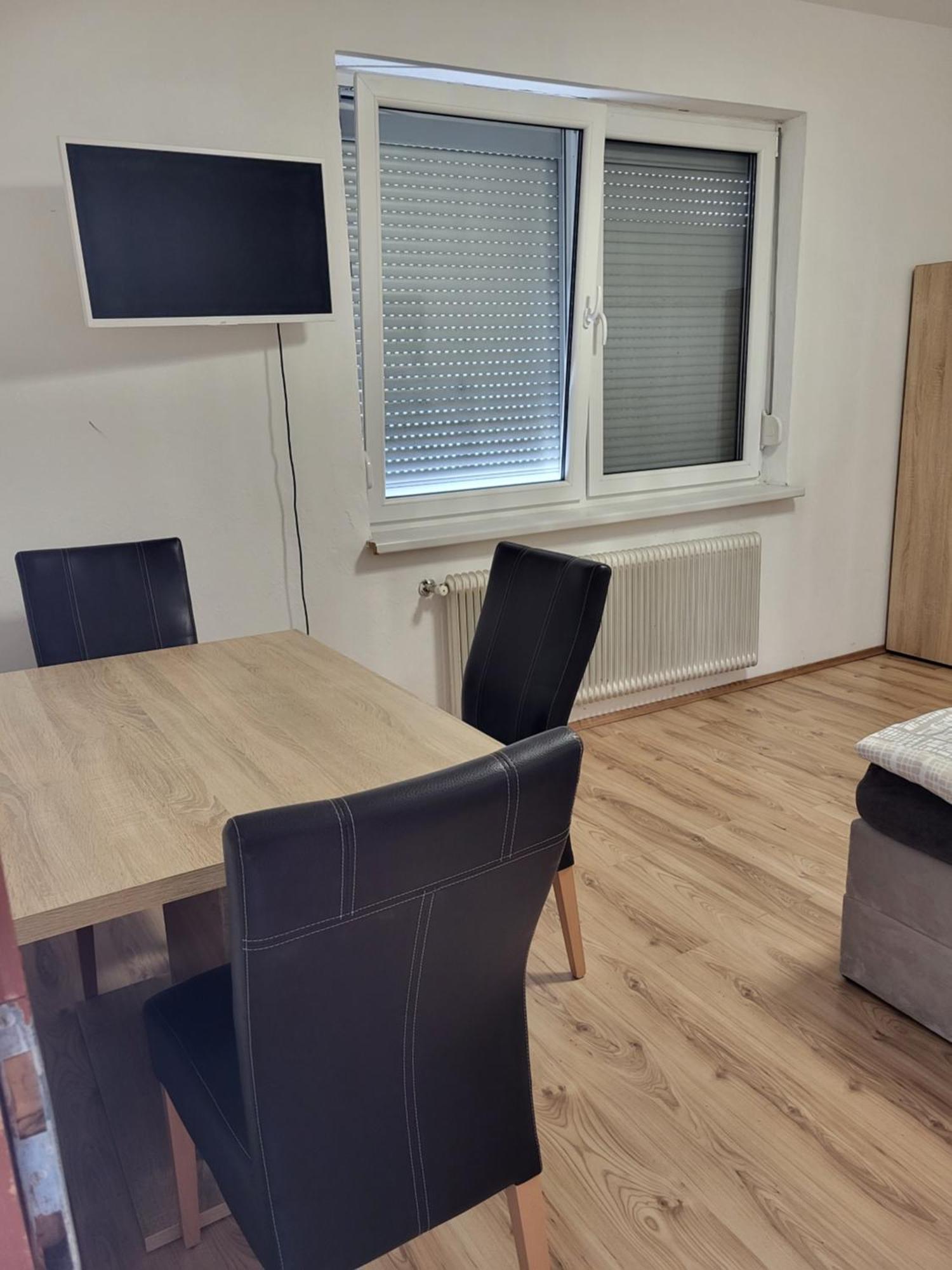 Schoene 2 Zimmer Wohnung Im Herzen Von Gleisdorf Esterno foto